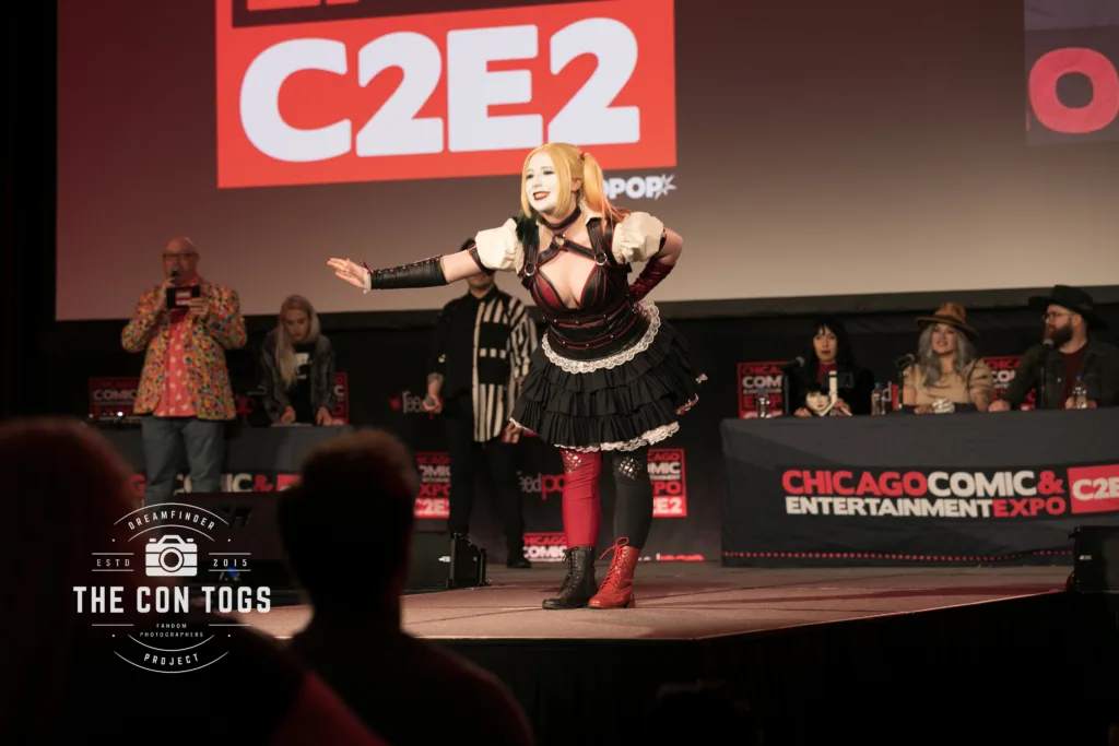 Harley Quinn:  Batman Arkham Knight - Synthorn Cosplay