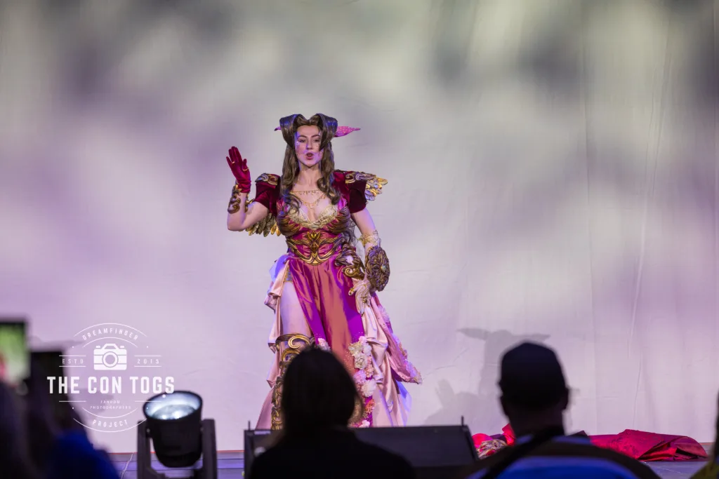 25 - Battle Mage Aerith - Poppy Lop Cosplay