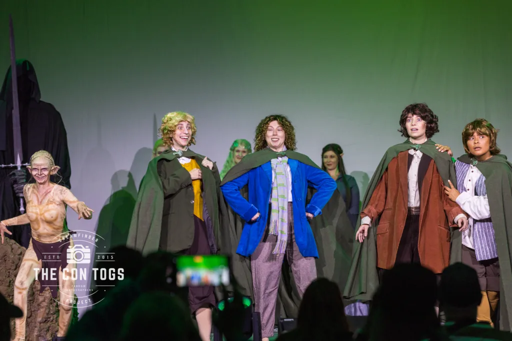 28 - The Fellowship of WonderCon - Themagicalthumbs