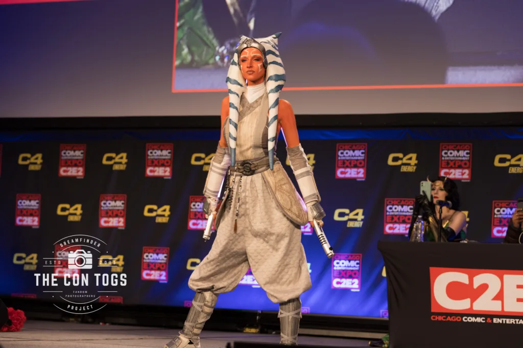 Civil Vixen Cosplay - Ahsoka Tano from Star Wars