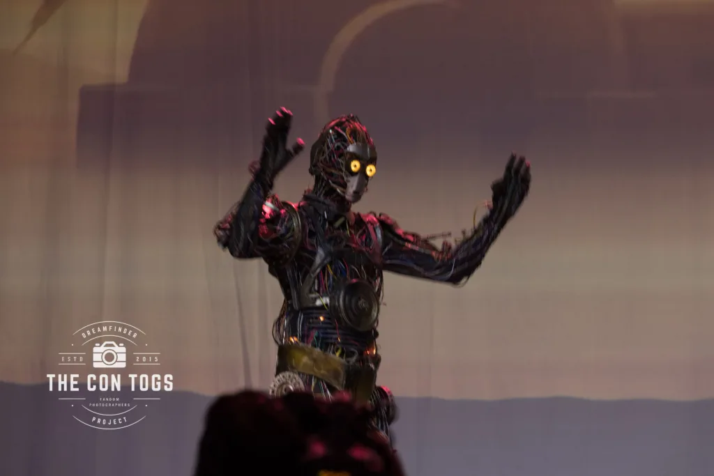 Best Workmanship - Naked C-3PO from The Phantom Menace - Droid Protocol