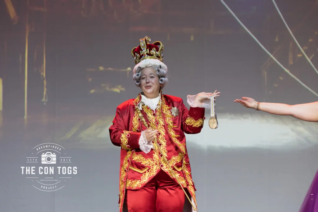 Best Re-Creation /Comickaze Comics & Pop Culture Store - King George III (Hamilton) - Katie Strubez Cosplay