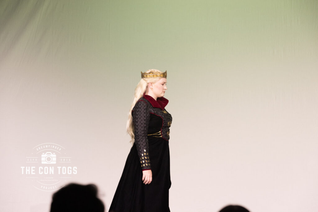 Rhaenyra Targaryen - Starline Cosplay - Brooke Young