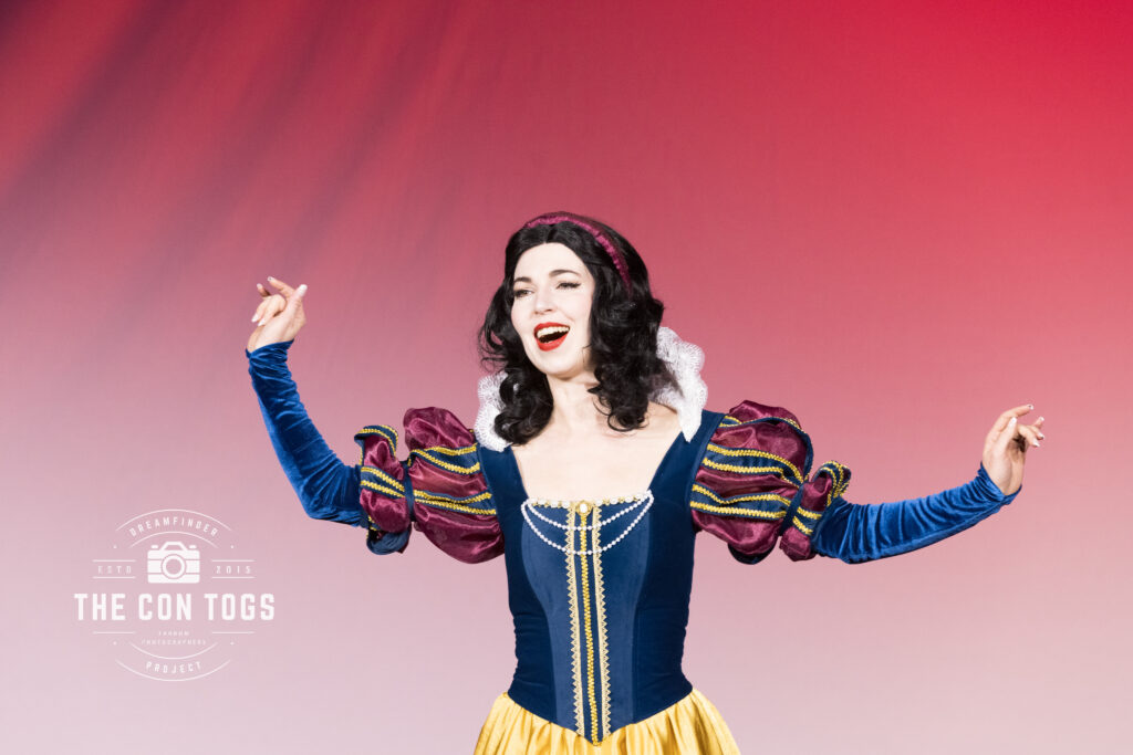 Snow White - Janessa Lynn