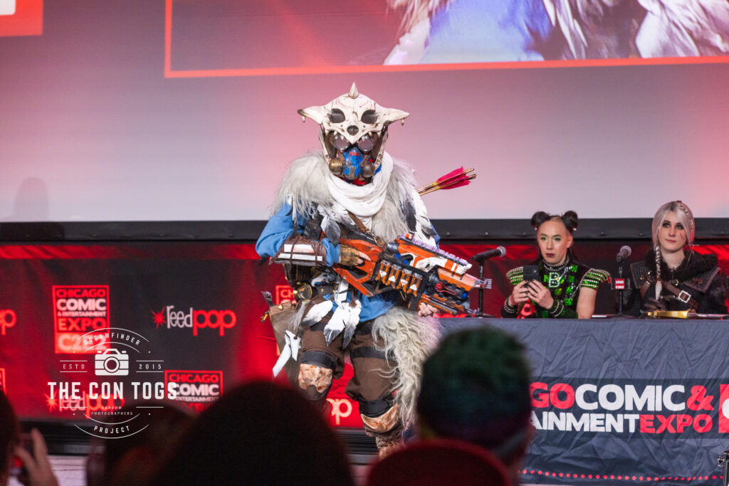 Cosplay_Jay - Bloodhound from Apex Legends