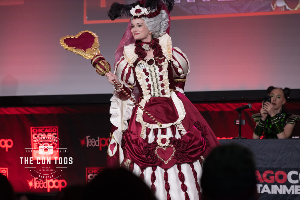 Nina London Cosplay - Queen of Hearts from Sakizo’s Alice in Wonderland