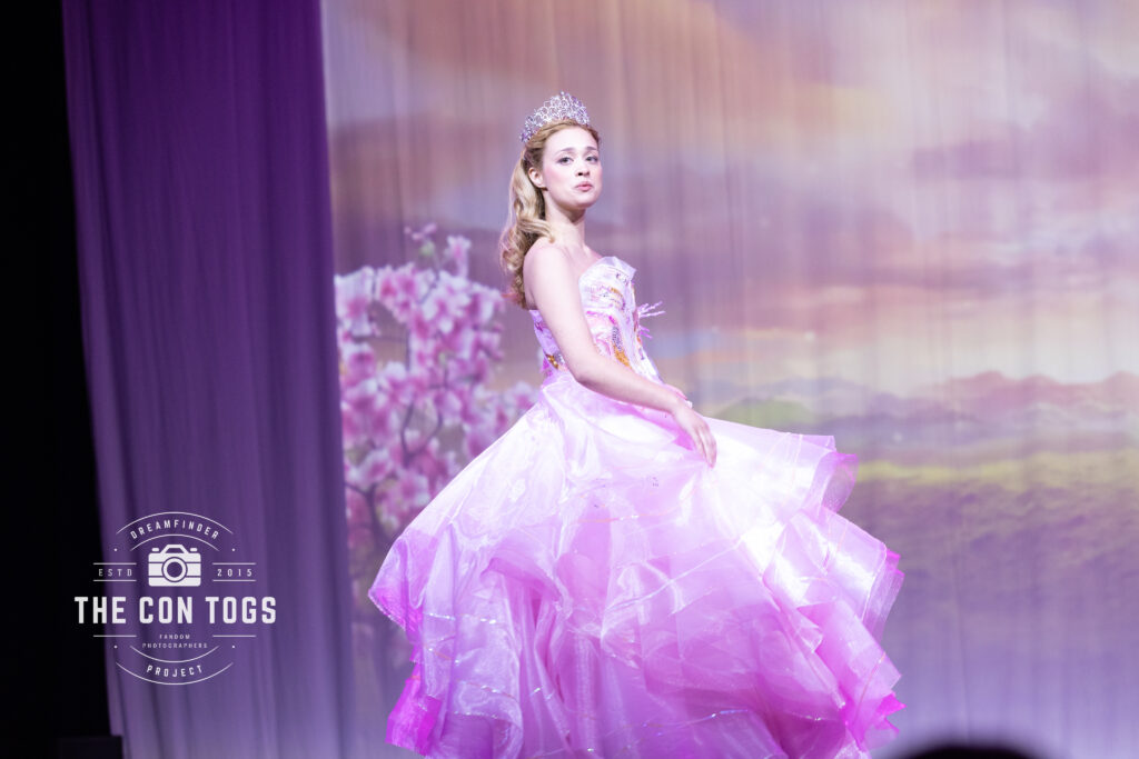 Glinda The Good - Maria Ali