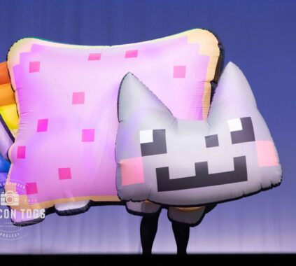 Nyancat - Megan and Taylor of Fernside Dragons