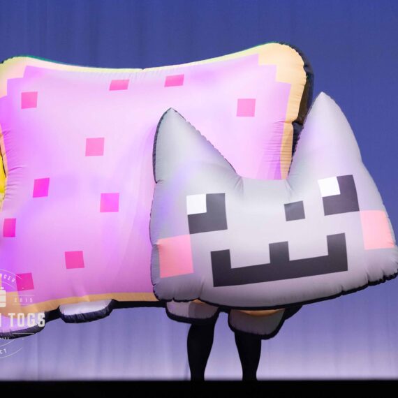 Nyancat - Megan and Taylor of Fernside Dragons