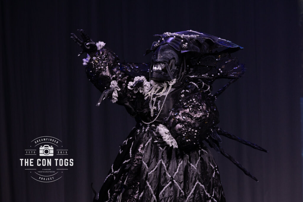 Elizabethan Xenomorph Queen - Made by Cheerfully Morbid Cosplay