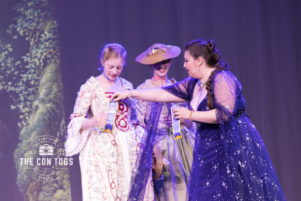 Runners Up - Best Young Fan - Marie Antoinette and Her Lady in Waiting - Colette and Honorine Ragueneau