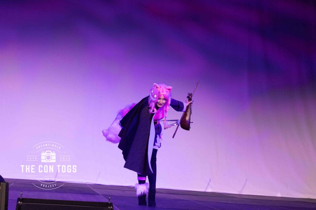 Best Original Design - The Cheshire Minstrel – Happento Cosplay (Tawni Franzen)