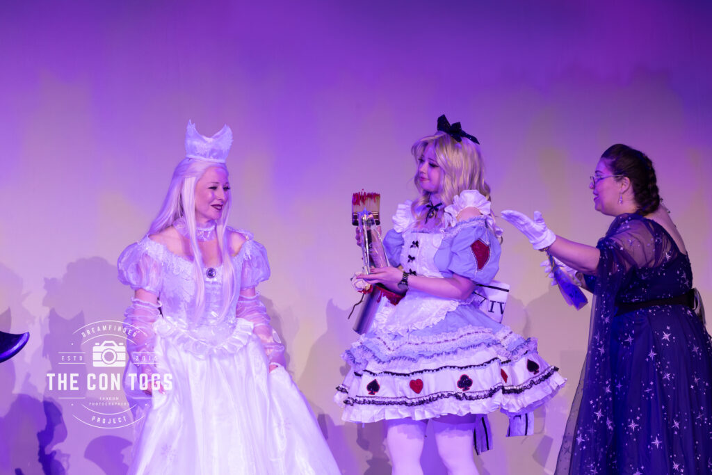 Judges’ Choice - Alice and the Queens Unfortunate Tea Party – Cindyrue Cosplay, Pepper Jack, Lovey D Cosplay (Jacqualyn Shook)