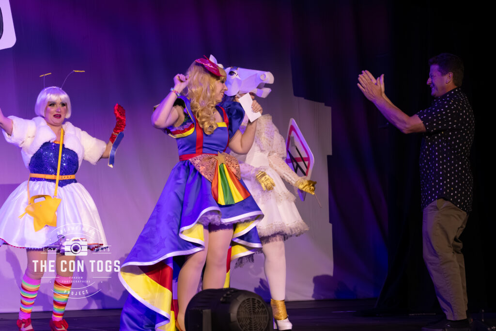 Frank And Son Collectible Show - Rainbow Glam - Kimberly Shimokawa, Lynleigh Sato, and Ashley Brown
