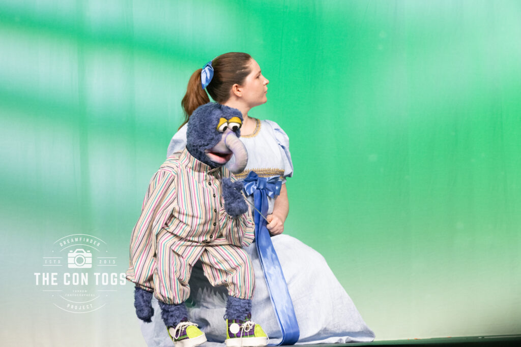 Muppet Peter Pan - PerditasWardrobe, LuciferBob, CosplayMom99, LovelyLadyVee, Kiez21