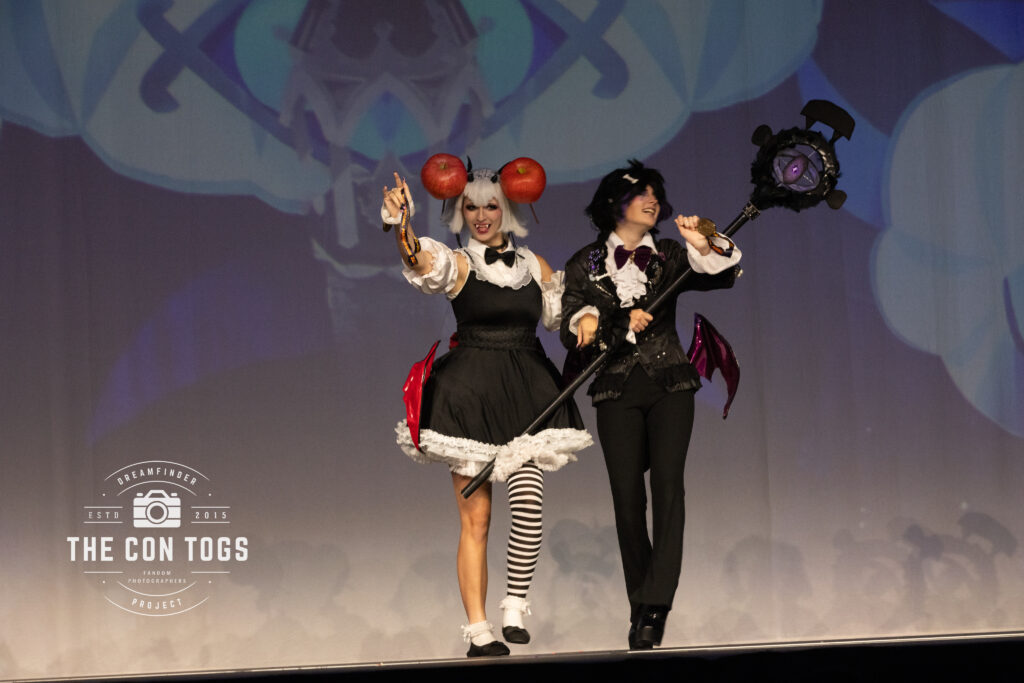 Best Young Fan - Black Sapphire Cookie and Candy Apple Cookie (Deceit Filled Cookies)- Kai Moussette and Cole Hall